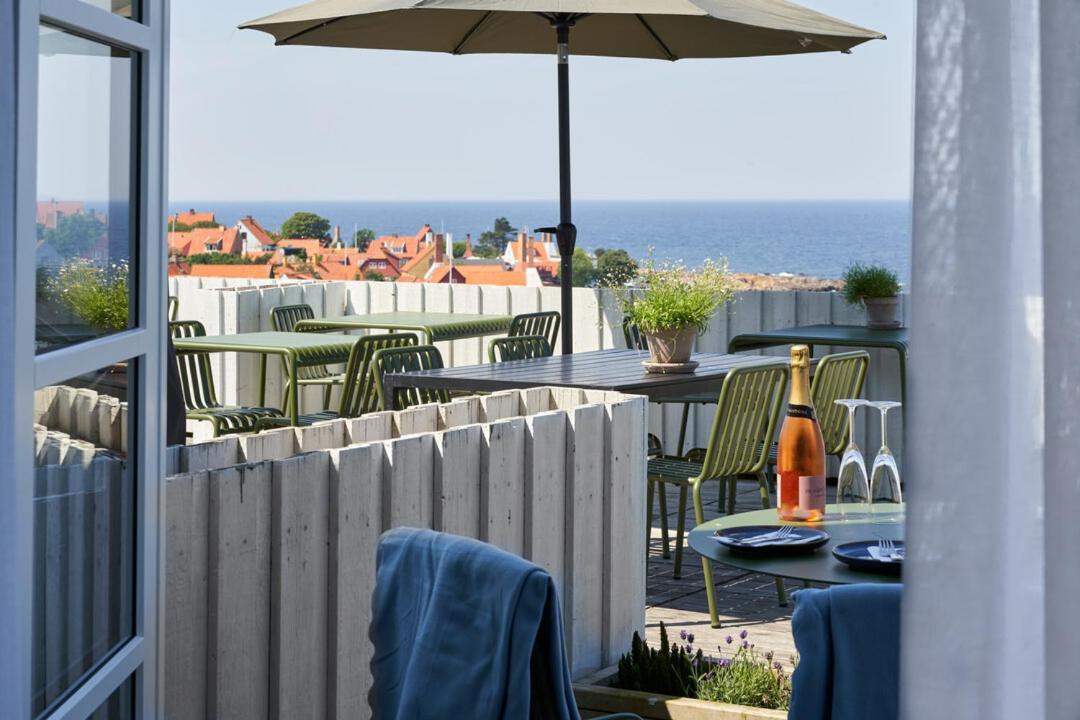 Hotel Klippen Gudhjem Exteriör bild